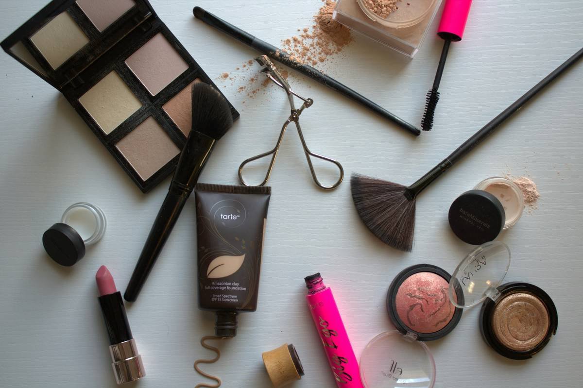 Why Your DIY Manicure Fails—And How a Custom Nail Design Kit Fixes It Fast